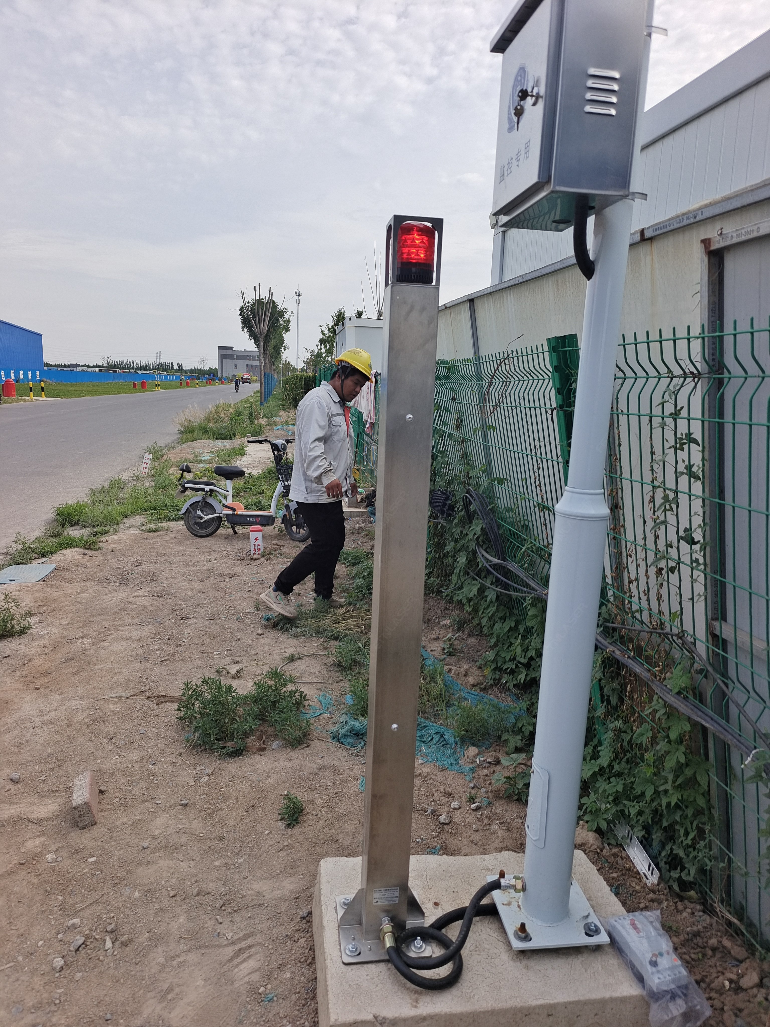 化工厂安防痛点破解！整体调光型激光对射，筑牢安全生产&ldquo;防护网&rdquo;